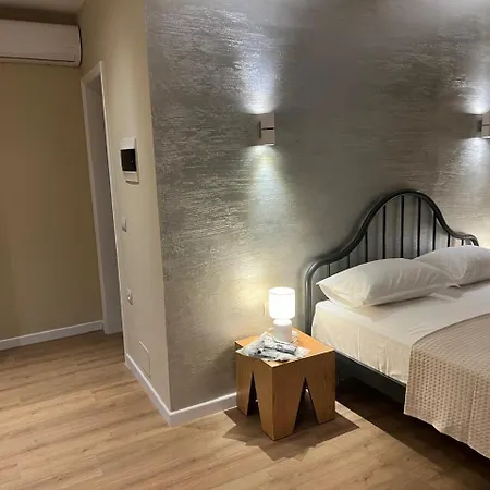 The Poet's House * Himarë