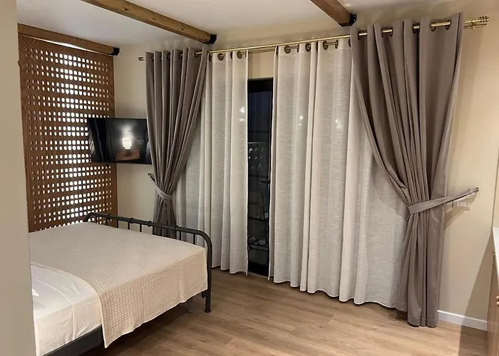 Holiday home The Poet's House Himare